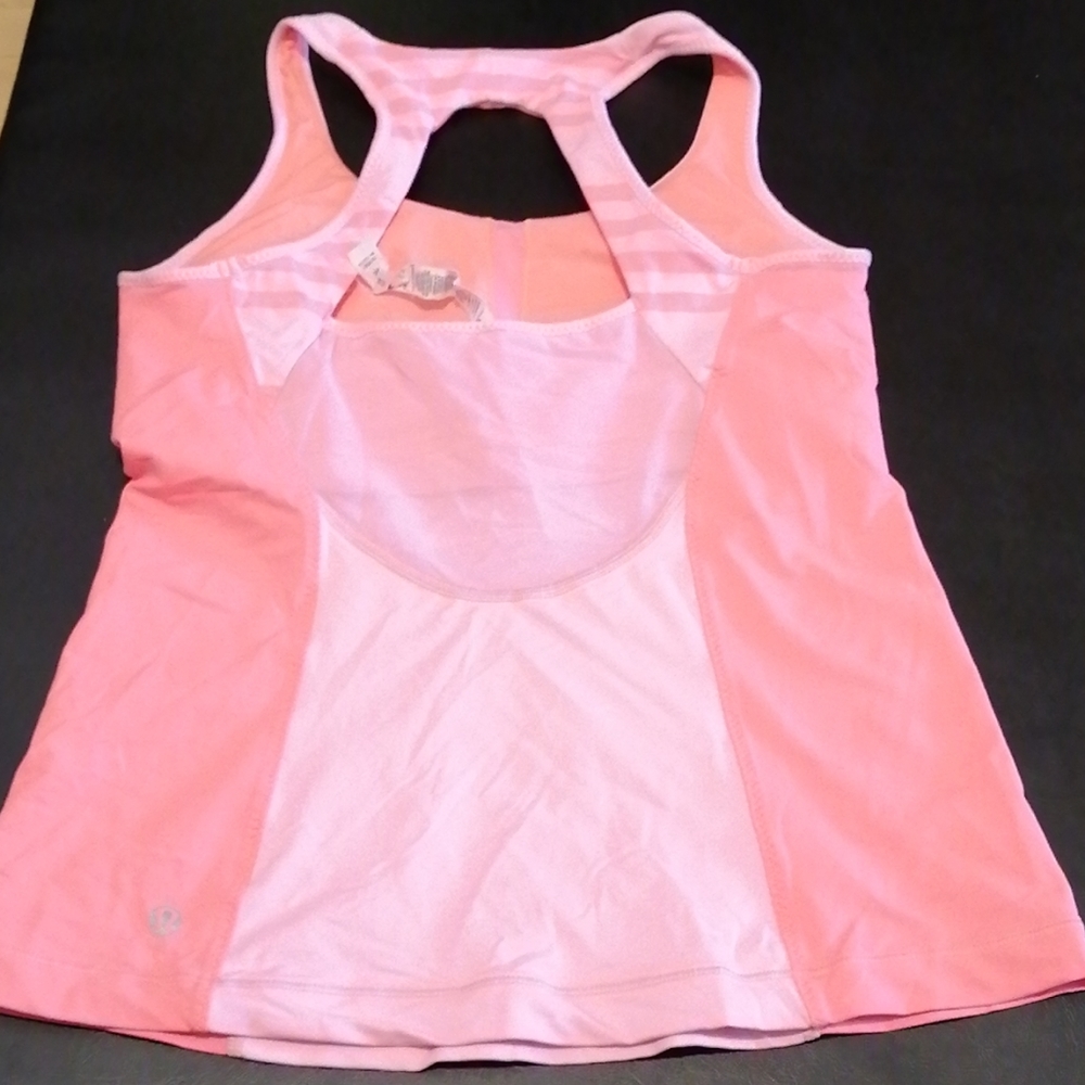 Lululemon tank tops